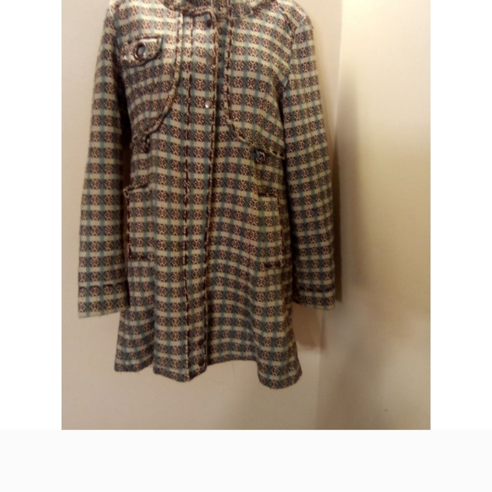 LU LUVIA COAT PRE-OWNED SIZE MEDIUM - Picture 13 of 13